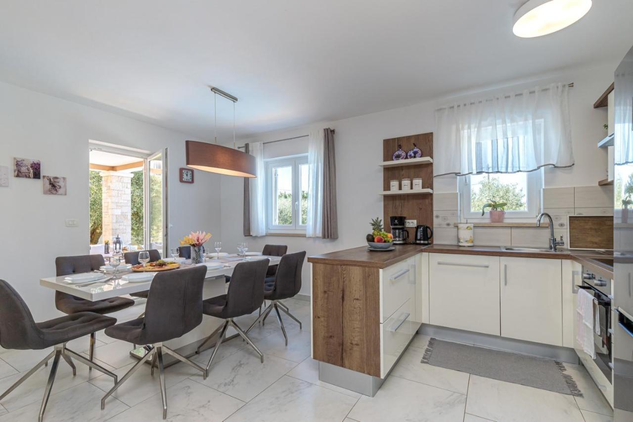 Villa Terlevic Selina Εξωτερικό φωτογραφία
